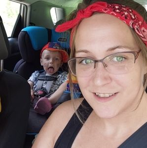 Meet your Posher, Joanie